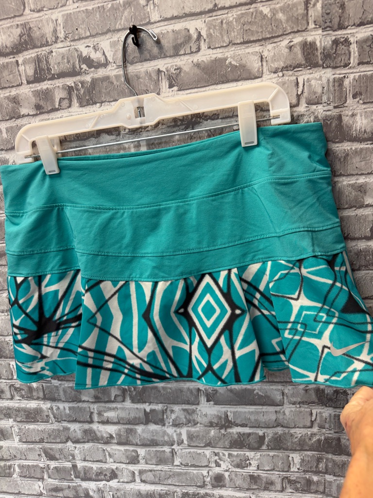 Nike Teal Patterned A-Line Women's Skorts